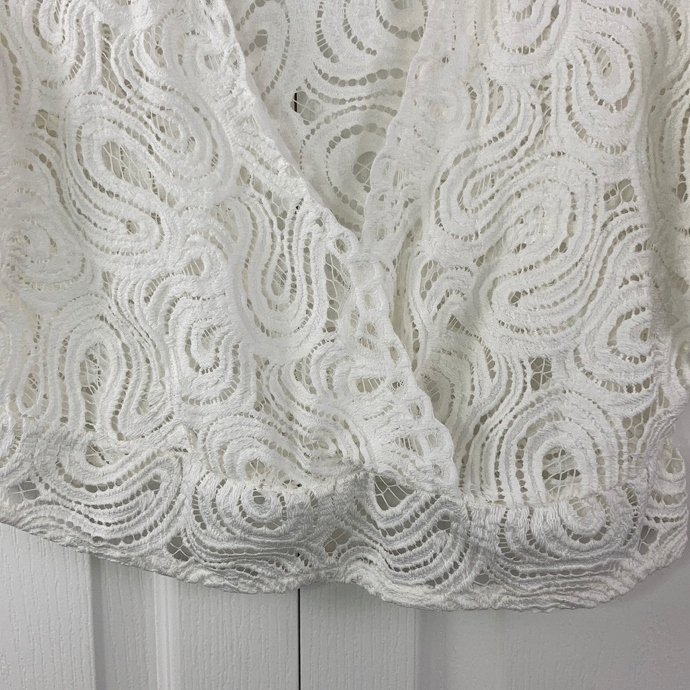 Zara Lace Crop Top - Picture 5 of 5